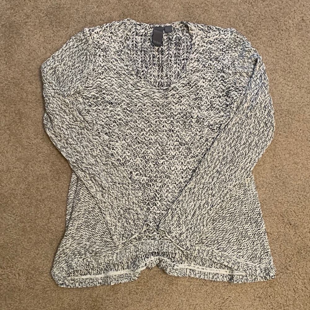 Black and White High Low Sweater